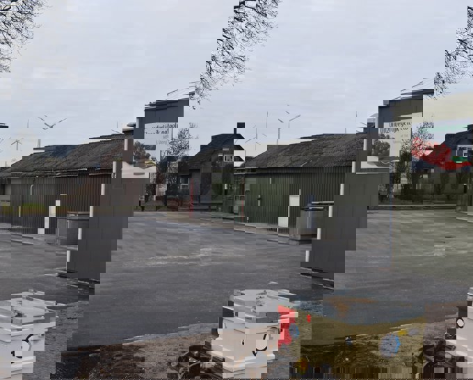 Enorme waardering voor de netheid van de werkzaamheden en het meedenken in oplossingen. Enorme waardering voor de netheid van de werkzaamheden en het meedenken in oplossingen.