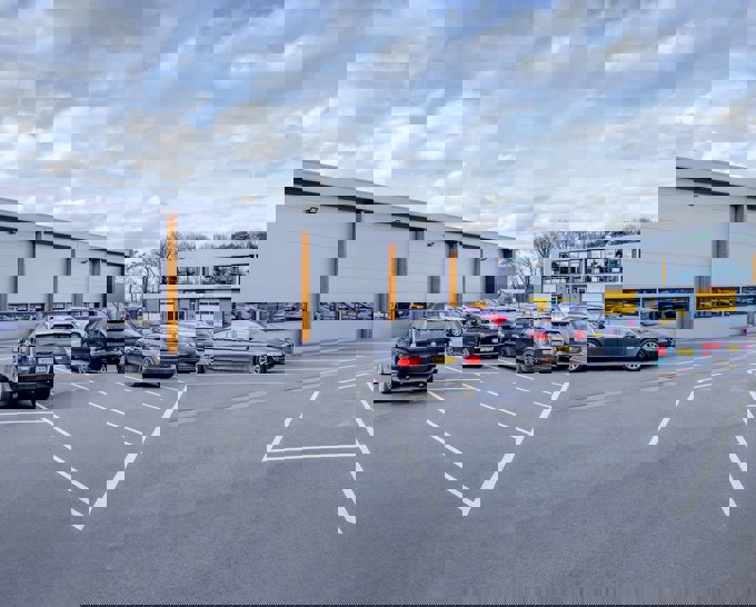 Nette parkeerplaatsen Nette parkeerplaatsen